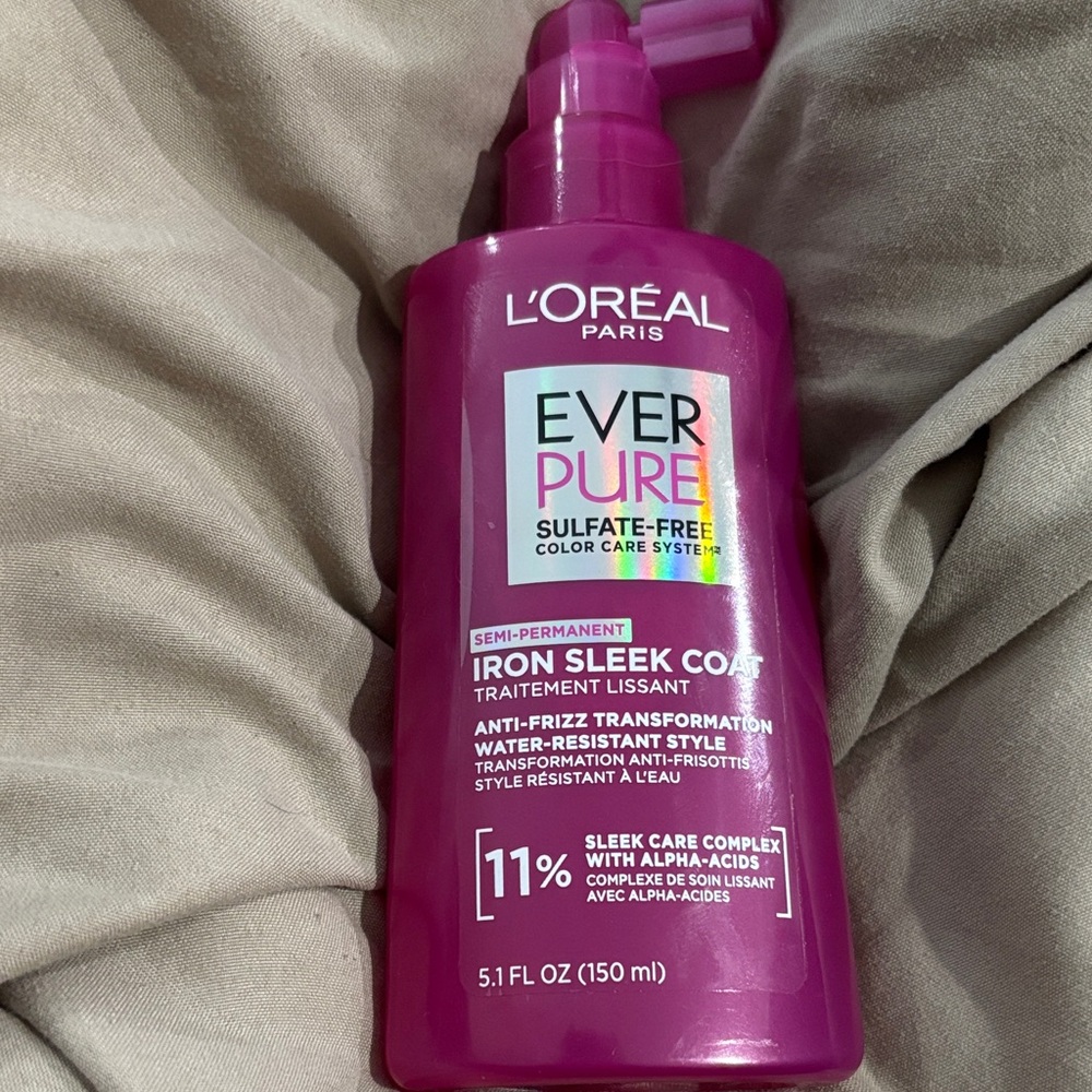 L'Oreal EverPure Iron Sleek Coat in Bold Purple